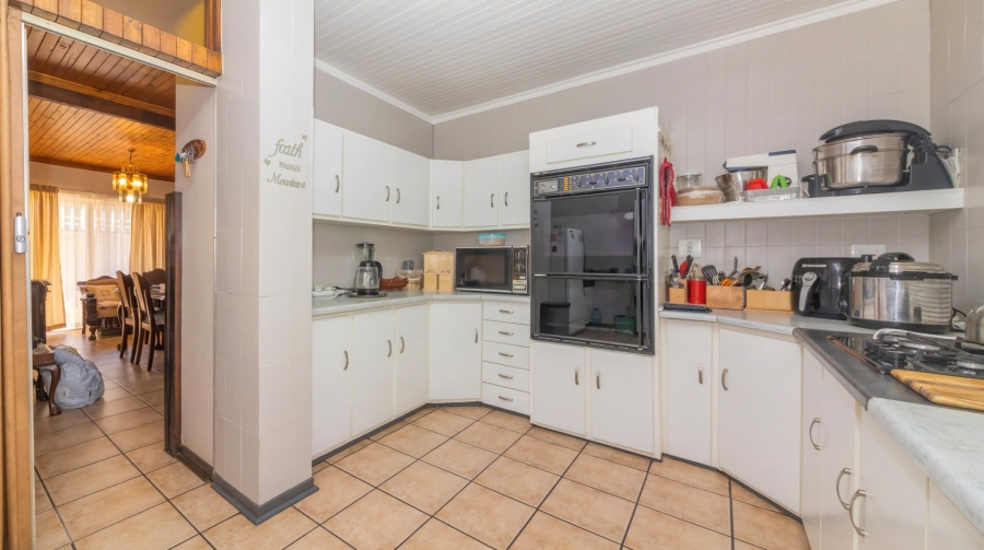 4 Bedroom Property for Sale in Jordania Free State